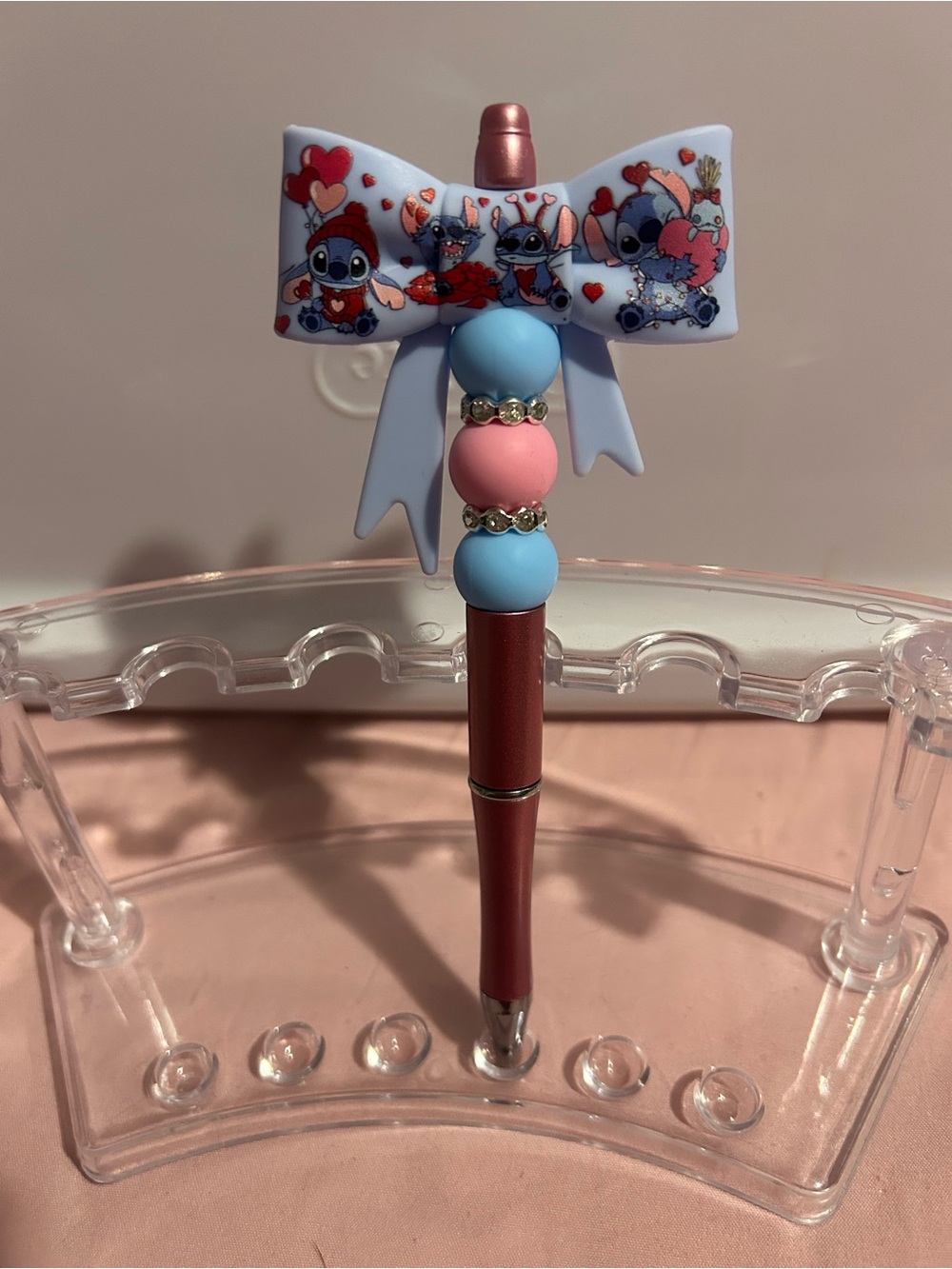 Stitch bow beaded pen
